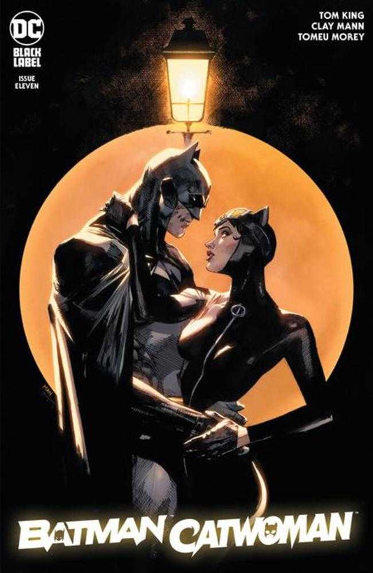 Batman Catwoman #11 (Of 12) Cover A Clay Mann DC Comics 2022