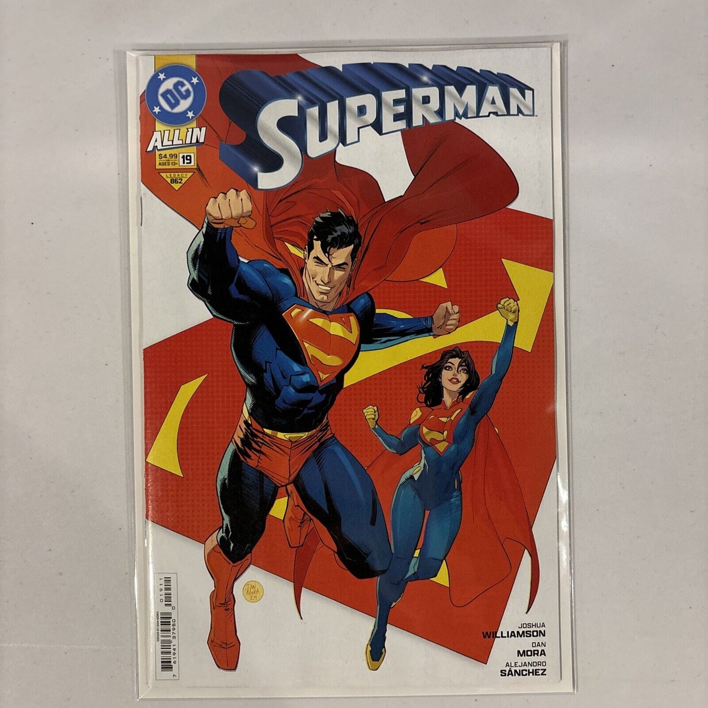 SUPERMAN #19 COVER A Dan Mora Regular (DC 2024)