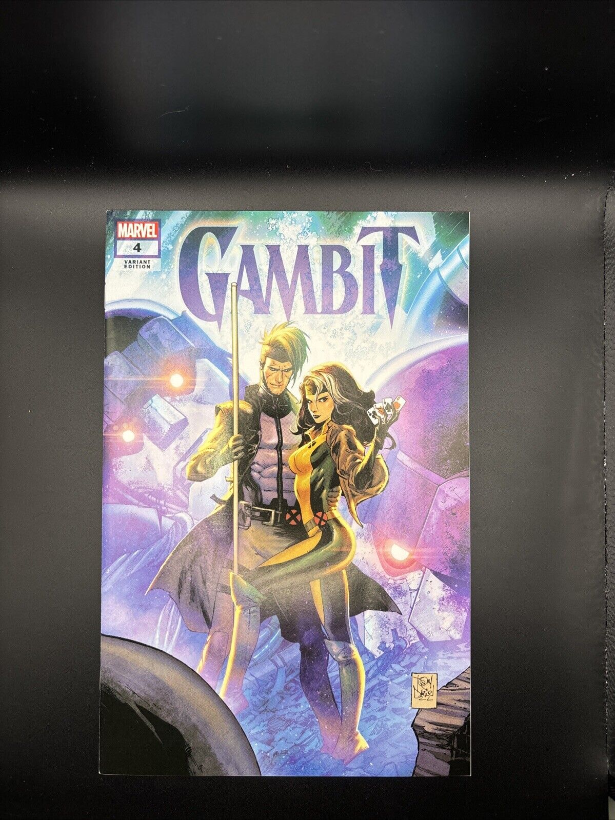 Gambit #4 (Marvel Comics December 2022) Daniel Trade Dress Variant